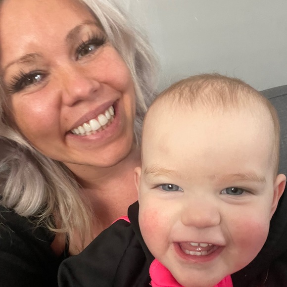 Meet your Posher, Rebecca - Picture 1 of 2